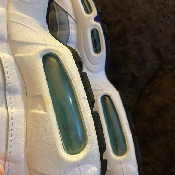 Nike Air Max 95 "Grape" - Picture 10 of 12
